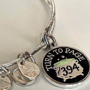Harry Potter Turn to Page 394 bangle